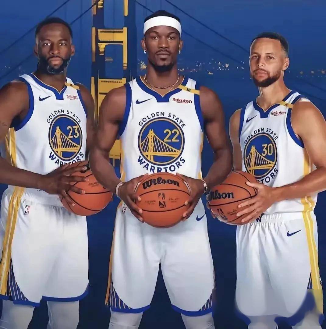 特雷·杨仅八战两砍20+15，领跑联盟“20分15助攻”场次榜（特雷·杨八战两度20分15助攻，位居联盟“20+15”场次榜首）