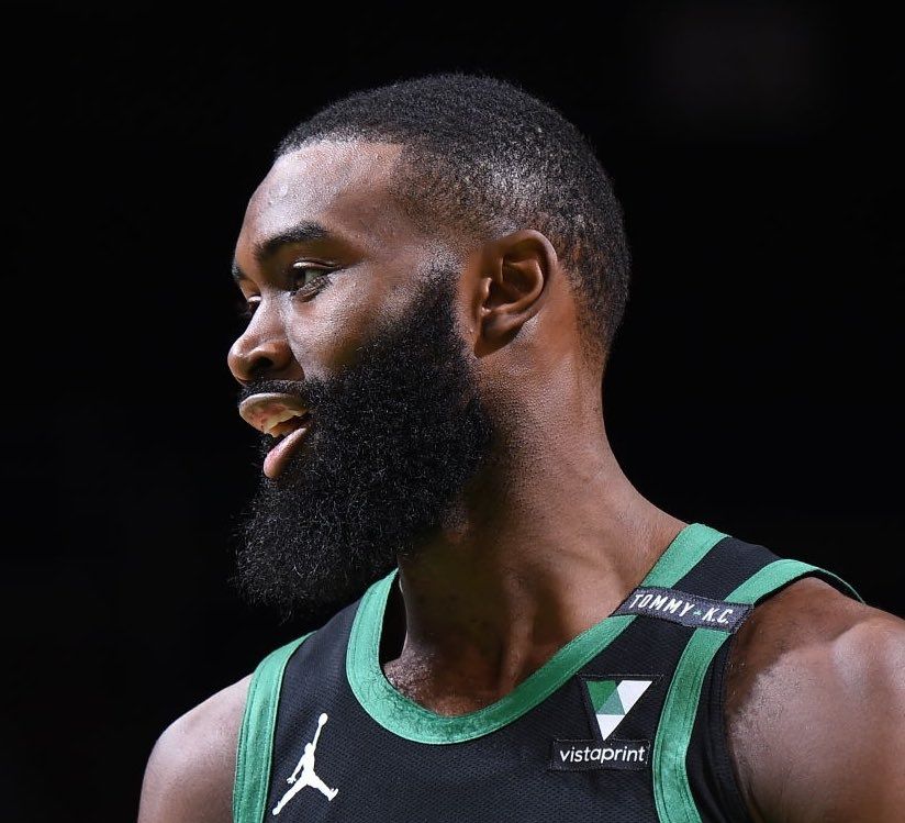 足球中最重要的身体素质是什么？（足球运动中哪项体能最关键？）