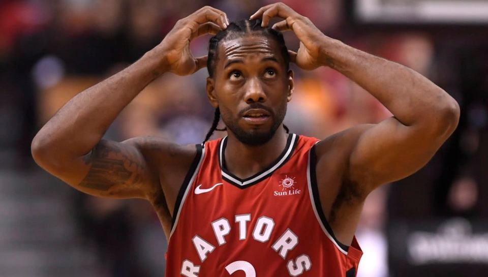 篮球运动中的护球秘诀（篮球场上护球的核心技巧）