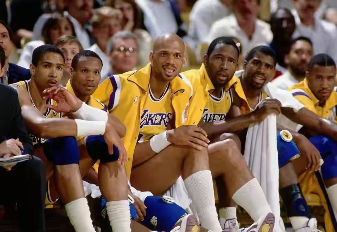 巴塞罗那理发师：欧洲杯期间，费尔明专门打电话让我给他理发（巴萨理发师称：欧洲杯期间，费尔明特意来电约我剪发）