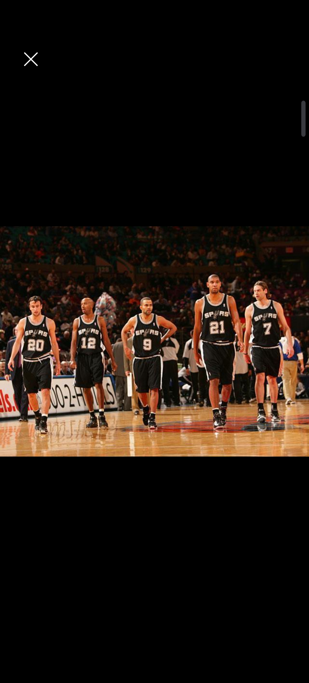 米兰体育总监：亚沙里和莫德里奇关系很好，他经常和莫德里奇交流（米兰体育总监：亚沙里与莫德里奇关系密切，交流频繁）