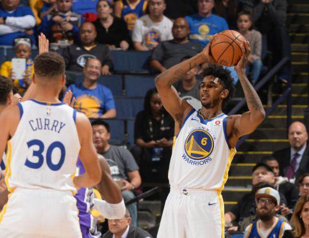 半场战报：都灵2-2比萨，切-亚当斯、乔瓦尼-西蒙尼破门，莫雷奥两球（上半场战况：都灵2-2比萨，切-亚当斯、乔瓦尼-西蒙尼破门，莫雷奥梅开二度）