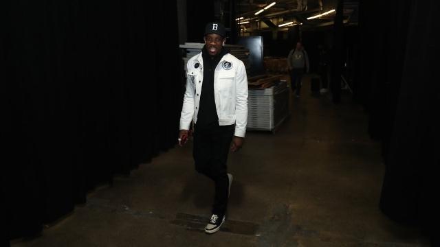 上次战掘金双双哑火！杜兰特&申京首节同时爆发得分上双（上回对掘金双双哑火，杜兰特与申京首节齐发力，得分均上双）