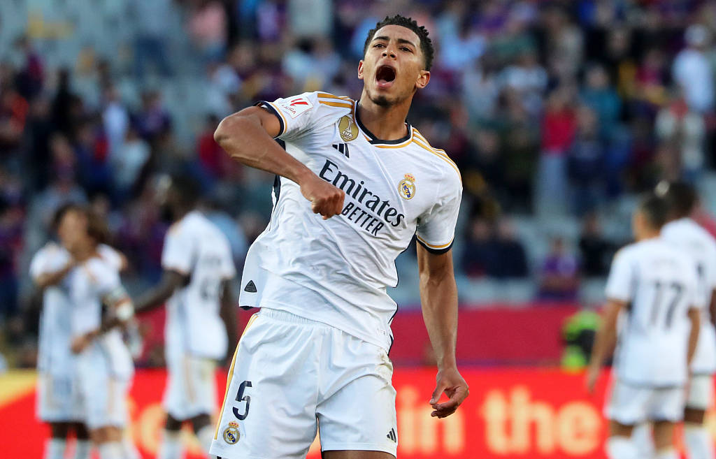 今天一条龙破门！这动作幅度，这过人摆脱后的射门，...（今日连过数人一条龙破门！动作大开大合，摆脱后那脚射门太炸裂）