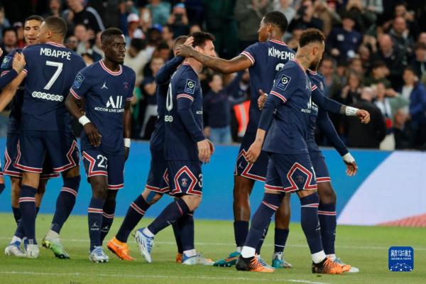 双核发力！浓眉&弗拉格合砍38+24+6（双星合璧！浓眉与弗拉格联手砍下38分24篮板6助攻）