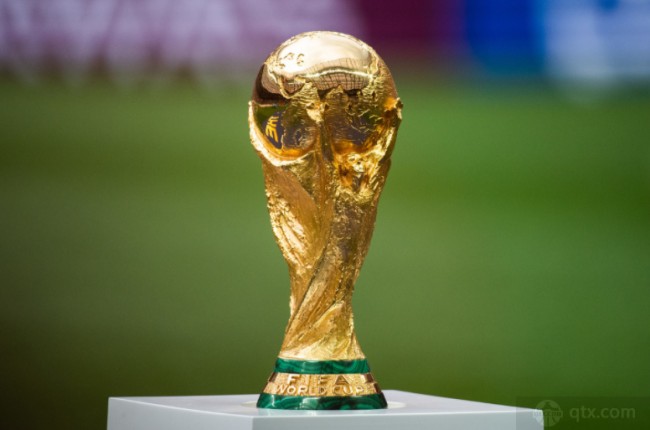 孔蒂：上赛季我们的夺冠出乎意料，这赛季的目标是全力卫冕（孔蒂：上季意外夺冠，本季全力卫冕）