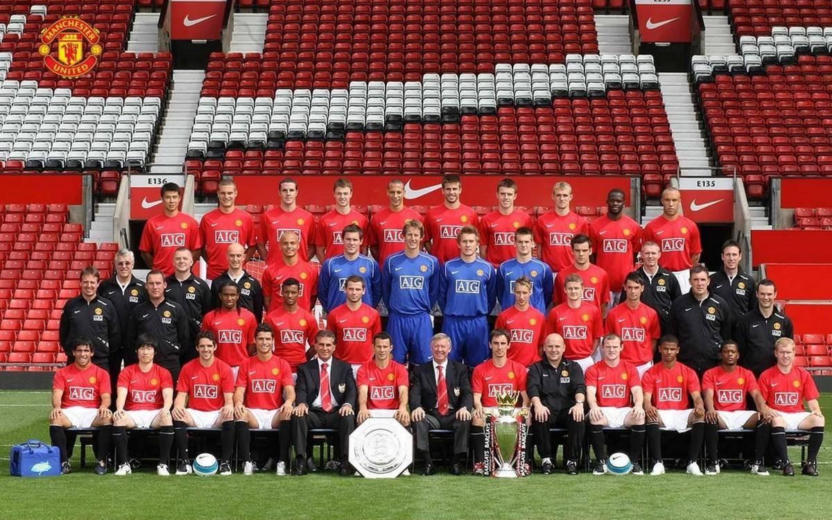 杜兰特三节28+8刷爆纪录：里程碑之夜击溃太阳 激情握拳怒吼庆祝（里程碑之夜！杜兰特三节28+8创纪录 率队击溃太阳握拳怒吼庆祝）