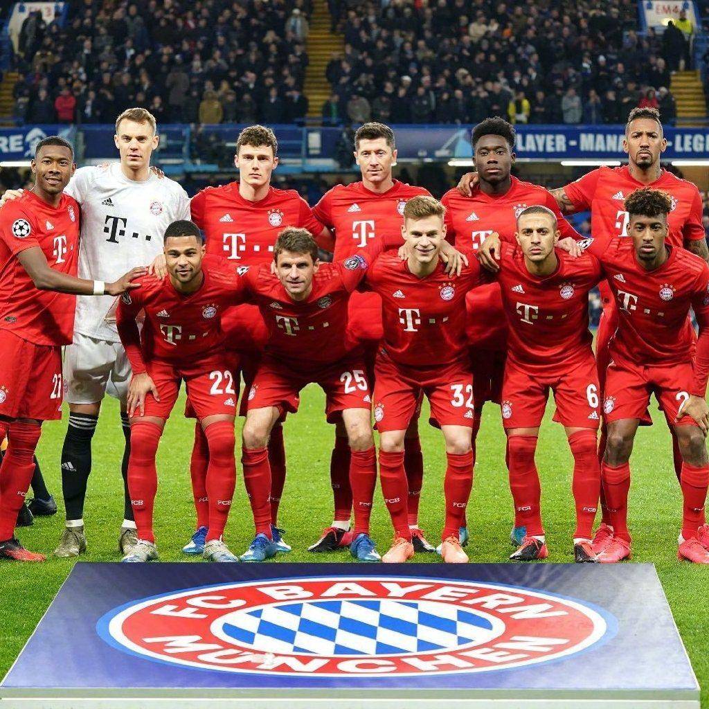 “混合脸谱”挑战来袭🔥是什么照片让小图拉姆笑出屏...（混合脸谱挑战上线：哪张照片让小图拉姆笑翻屏幕？）